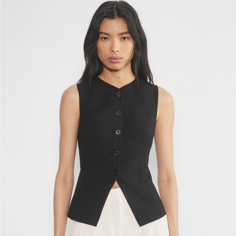 NWT Aritzia Wilfred Regal Vest